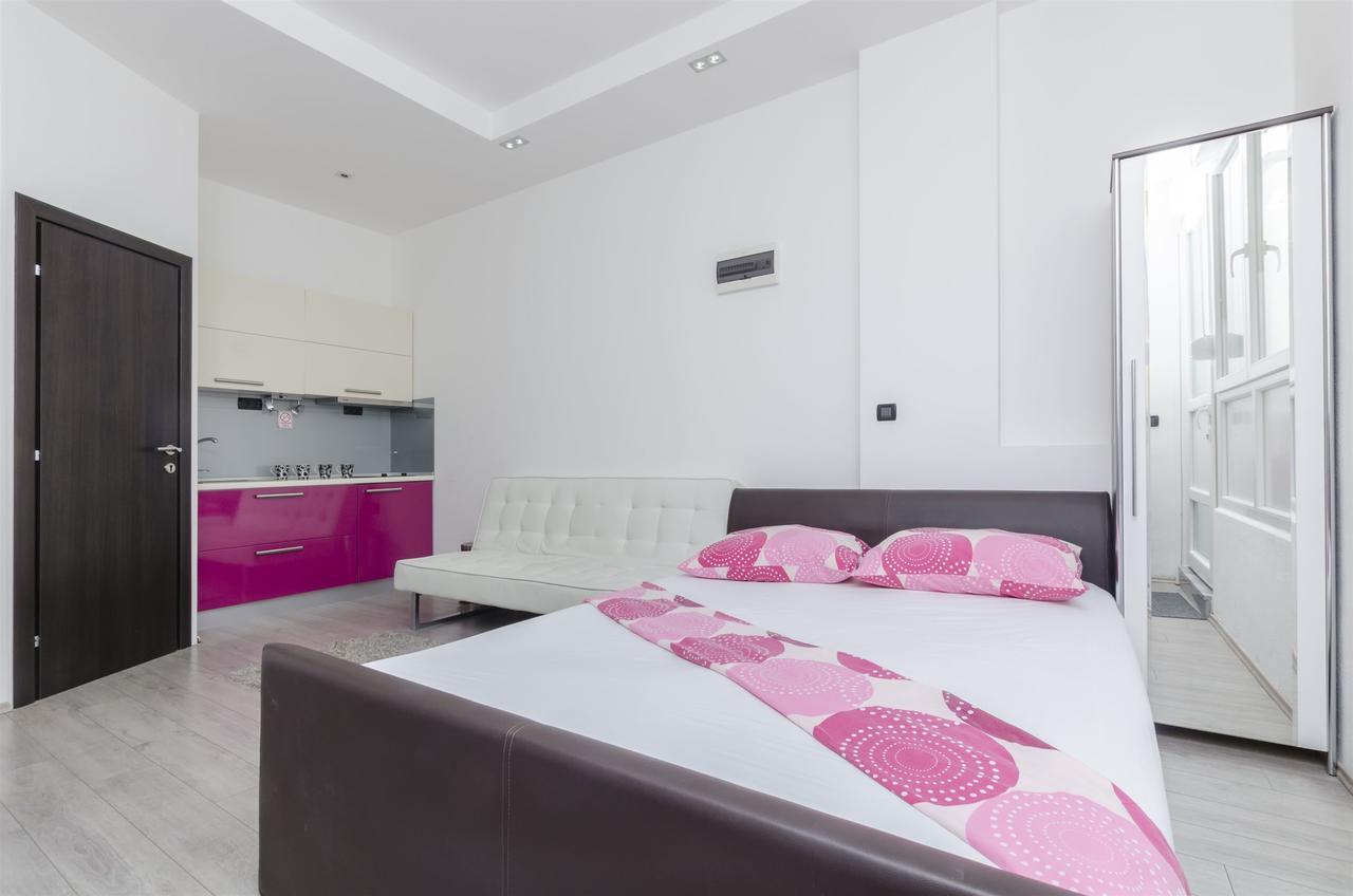 Apartment Antonela Омиш Экстерьер фото