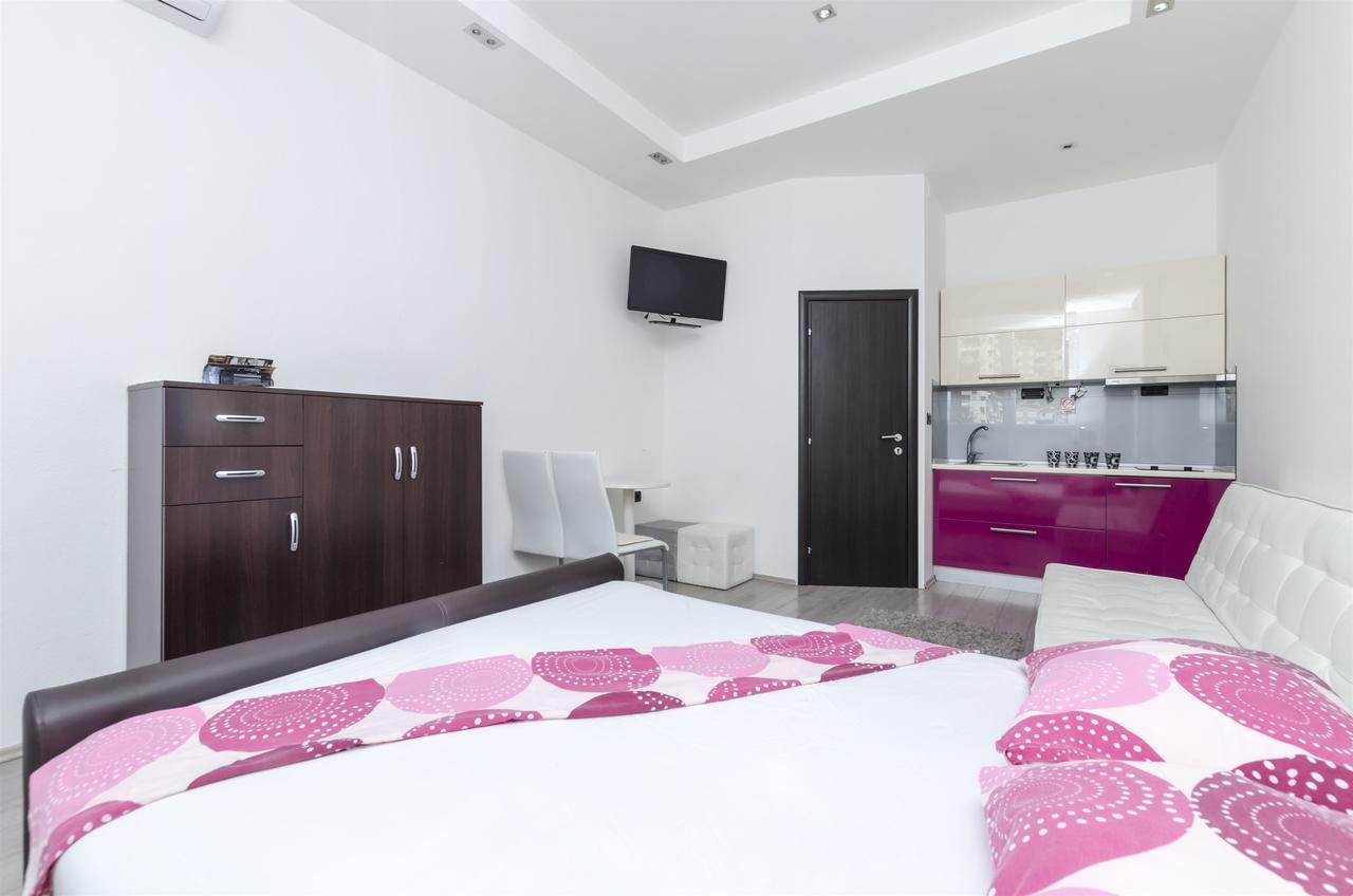 Apartment Antonela Омиш Экстерьер фото